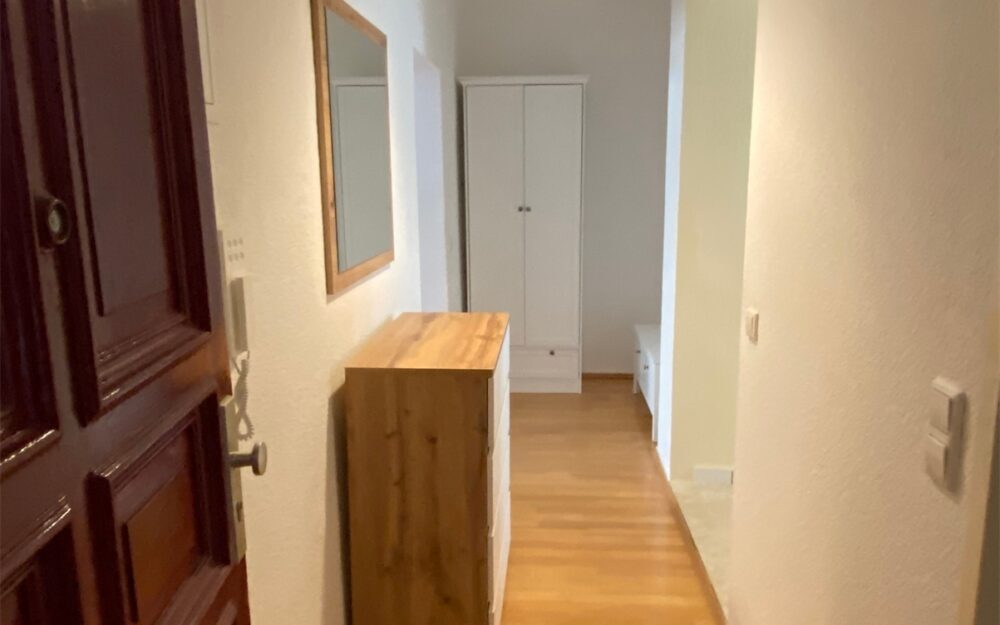 Kleines Apartment in Friedrichshain neu möbliert