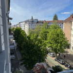 Frühling genießen auf dem Balkon in der Kastanienallee
