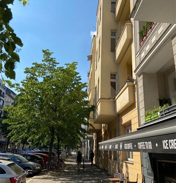 2 Zimmer Wohnung in bester Lage mit Balkon ab sofort verfügbar